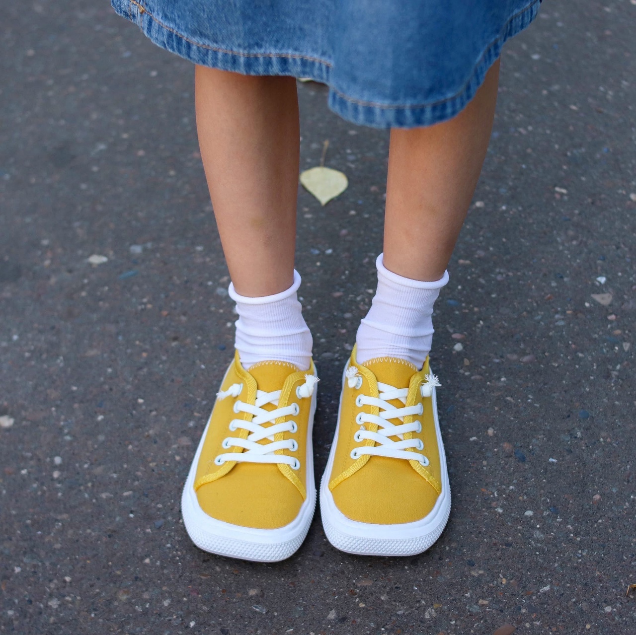 Яркие кеды из магазина Colorful childhood Store.